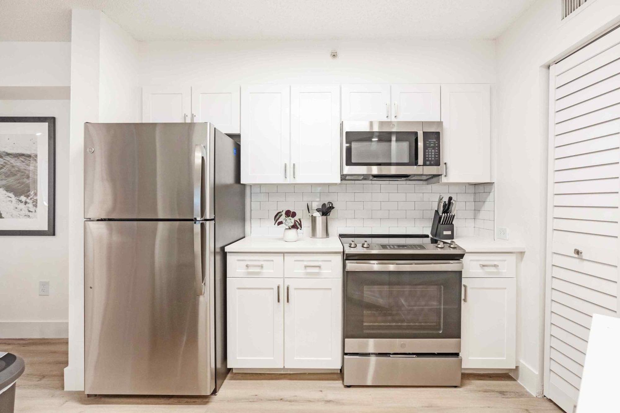 Stunning Centrally Located Apartments At New River Cove In South Florida فورت لودرديل المظهر الخارجي الصورة
