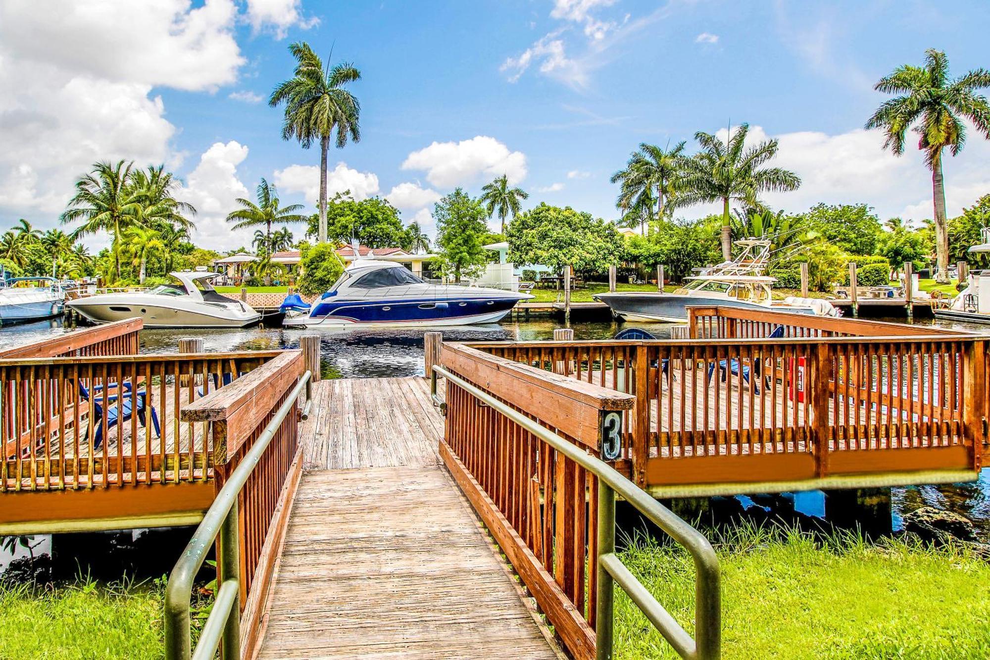 Stunning Centrally Located Apartments At New River Cove In South Florida فورت لودرديل المظهر الخارجي الصورة